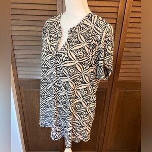 🩷3/$15 Lucky Brand Hi-Lo Tunic V Neck Short Sleeve Top size L
